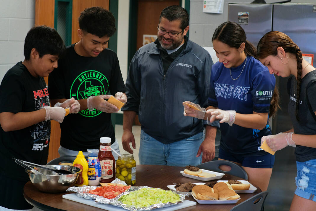 Harlingen kids make smash burgers, walking tacos during summer vacation