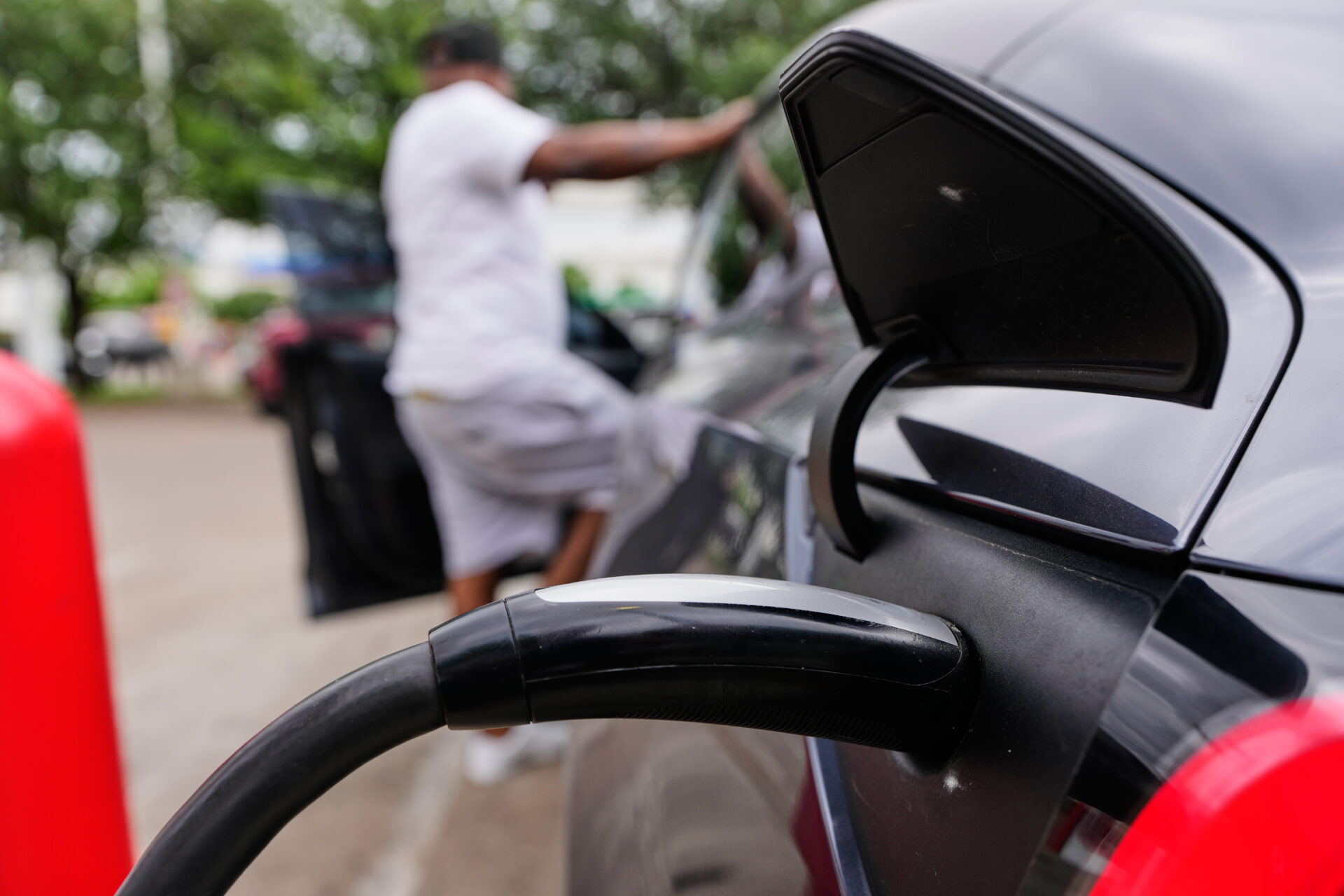 South Padre Island Metro adding 16 superchargers for electric vehicles